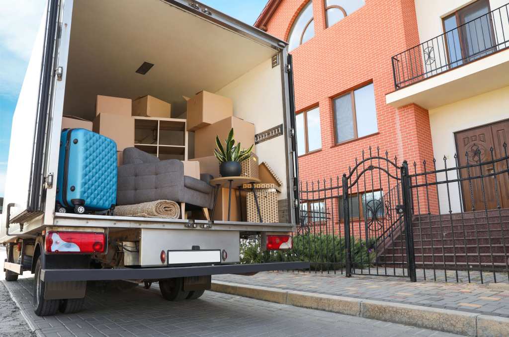How to Build a Comprehensive Checklist for Moving Day
